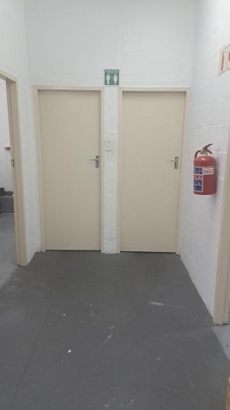 To Let commercial Property for Rent in Parow Western Cape